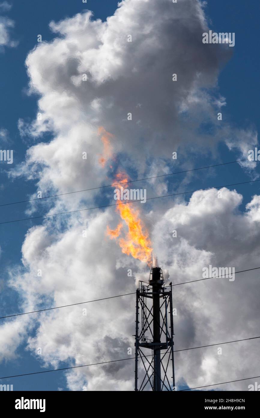 Oregon, Ohio - Gas is flared off at the Toledo Oil Refinery. Stock Photo