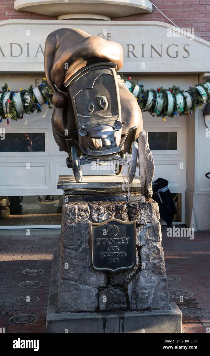 The monument of stanley at Radiator springs, cars movie, in Disney ...
