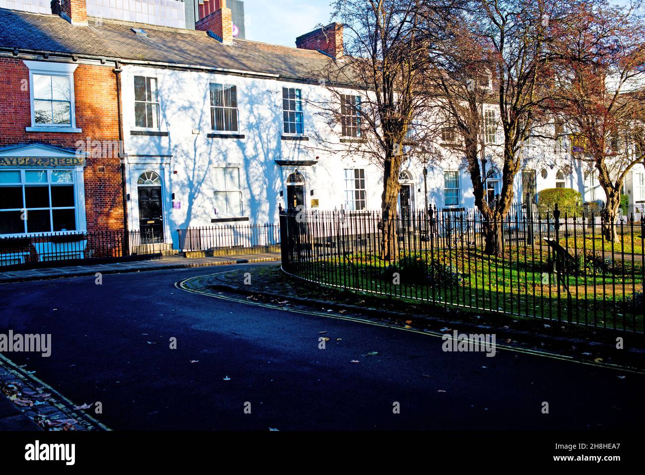 Queens Square, Leeds, England Stock Photo Alamy