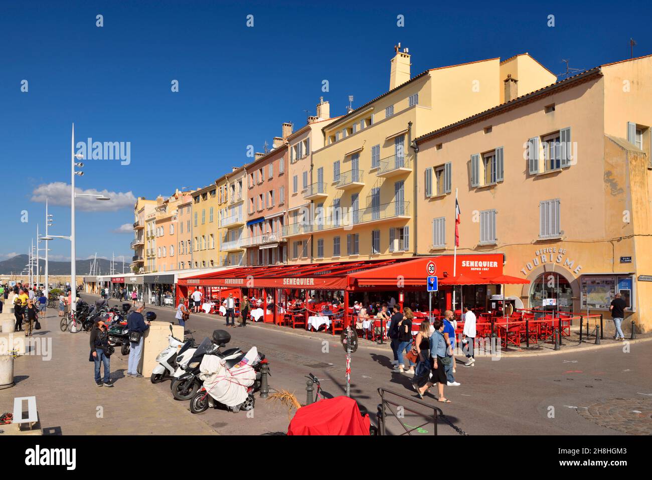 France, Var, Saint Tropez, quai Jean Jaures, Cafe Senequier founded in 1887 Stock Photo