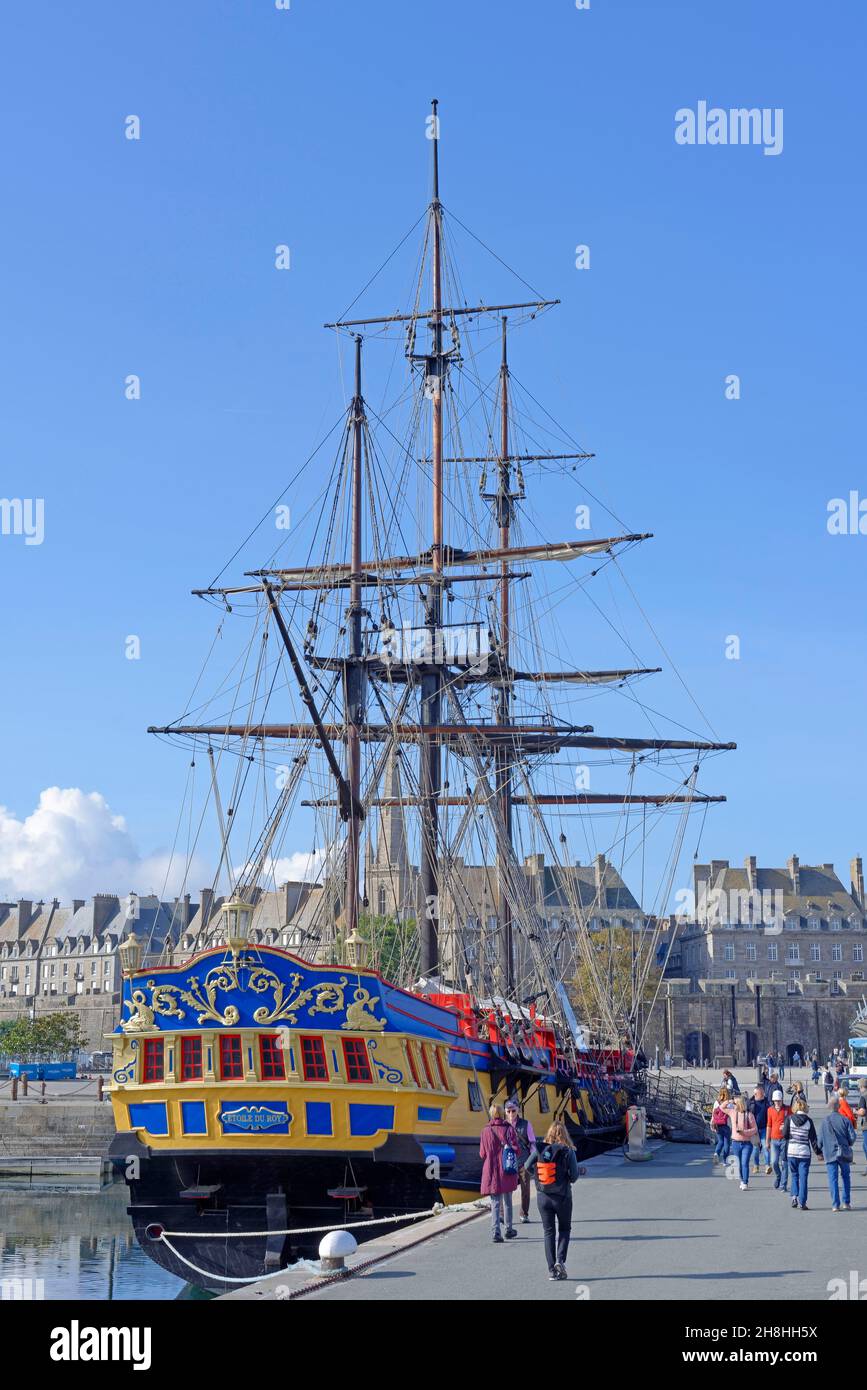 France, Ile et Vilaine, Saint Malo, the privateer frigate sailing boat museum Etoile du Roy in the port Stock Photo