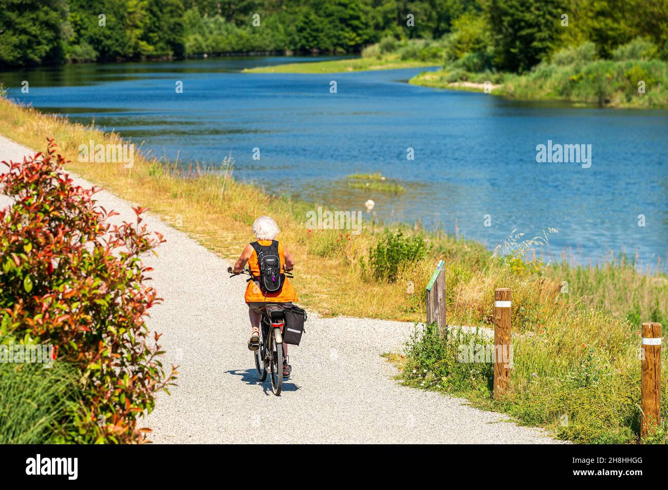 Tournon sur rhone, cycling hi-res stock photography and images - Alamy