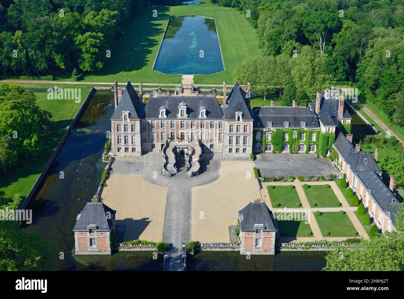 France, Essonne, the castle of Courances (aerial view) Stock Photo