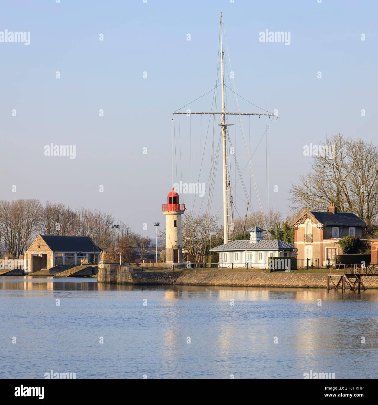 France, Calvados (14), Pays d'Auge, Honfleur, lighthouse of the East Pier and buildings of the Central Society for the Rescue of the Shipwrecked (SCSN) Stock Photo