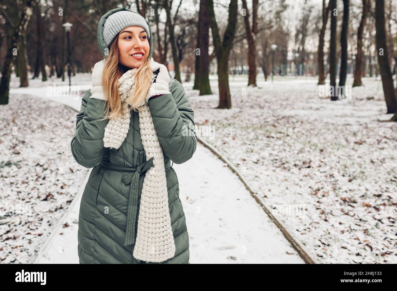 Green winter jacket outfit hot sale