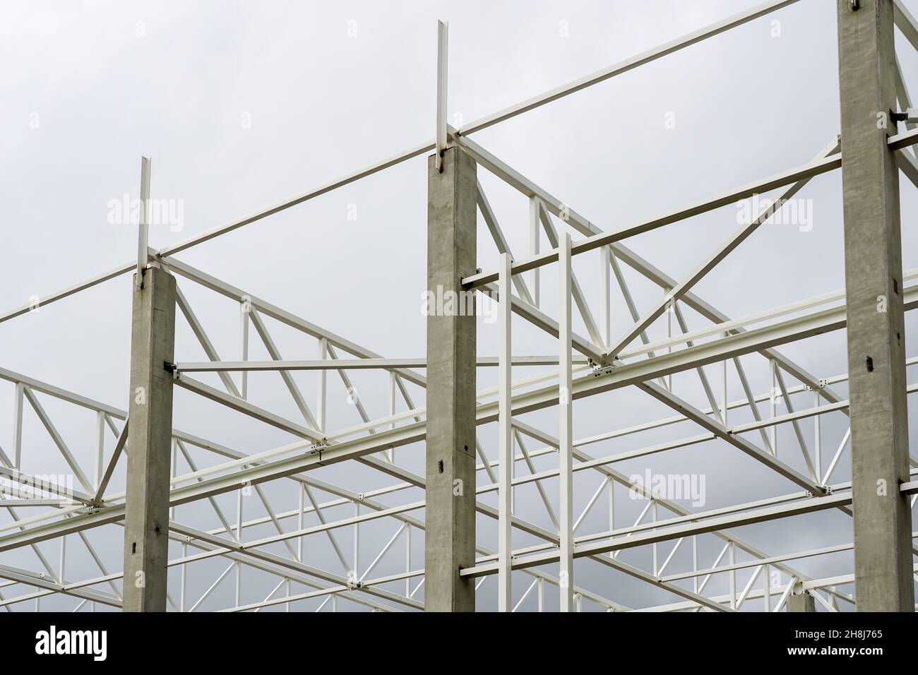 Modern concrete struts blue hi-res stock photography and images - Alamy