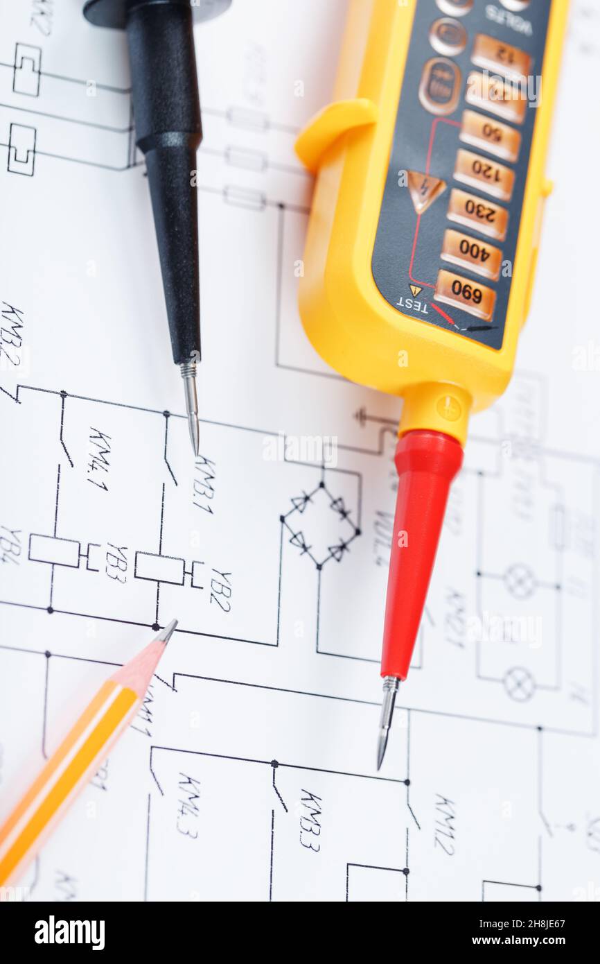 The twopole voltage indicator lies on the electrical drawing. Testing