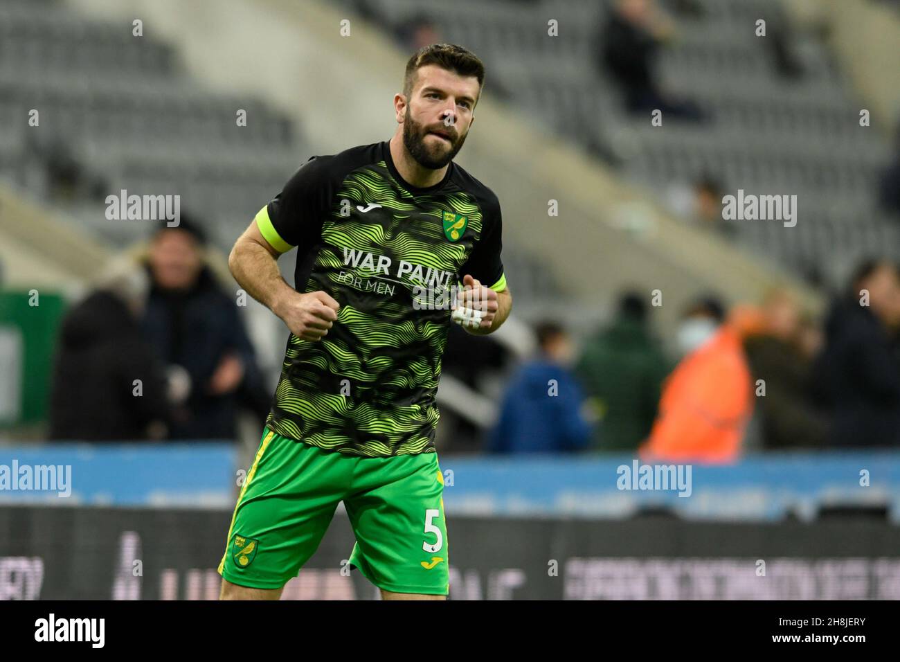 Grant Hanley #5 of Norwich City warming up before the game Stock Photo