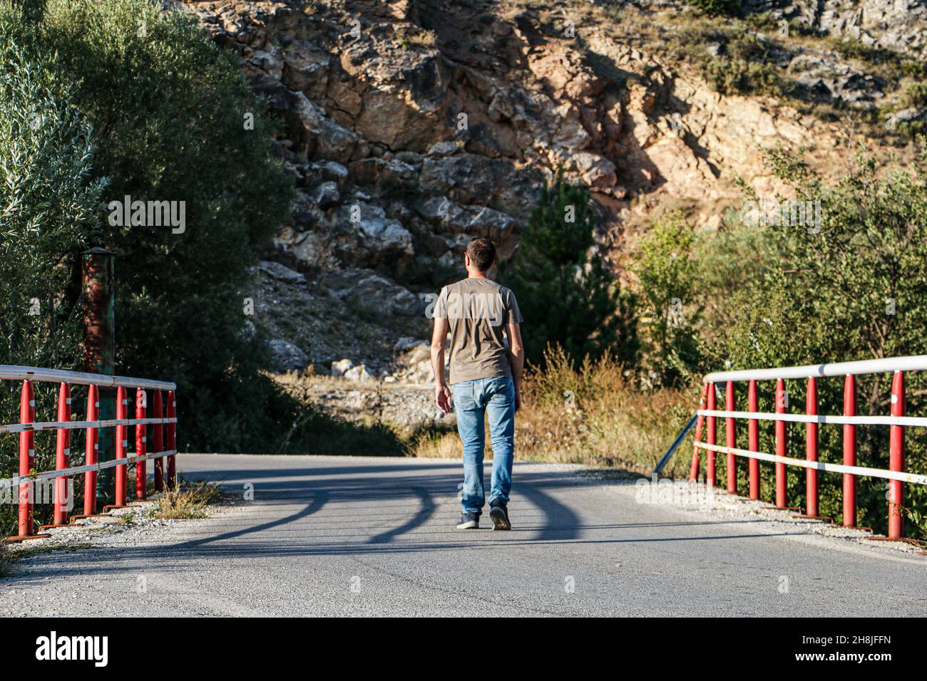 Alone man walking sad hi-res stock photography and images - Alamy