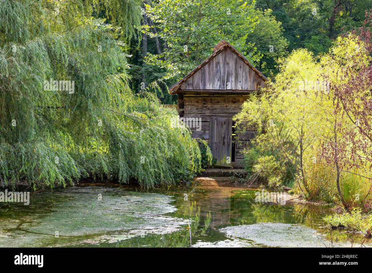 Storing building hires stock photography and images Alamy