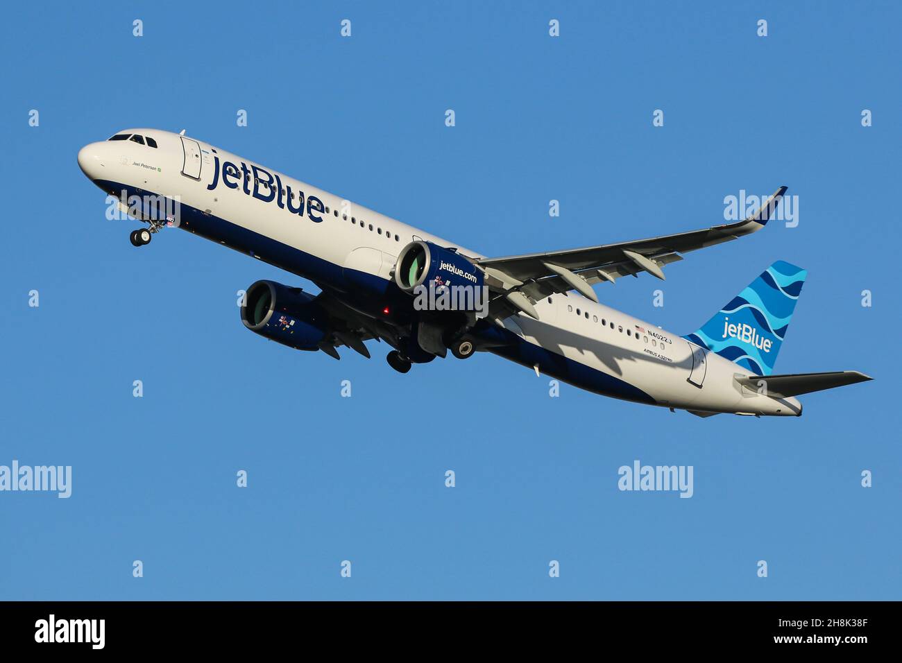 Airbus a321 271nx n4022j jetblue airways hires stock photography and images Alamy