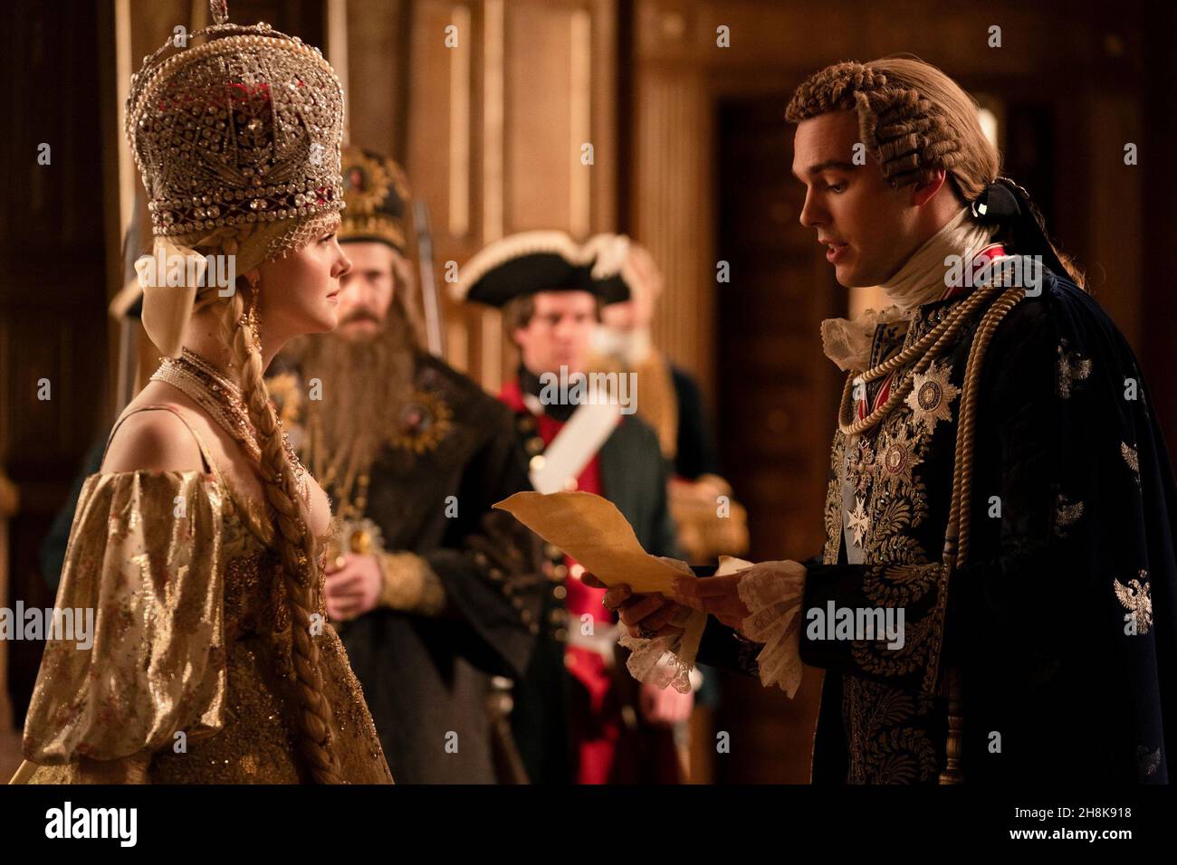 THE GREAT, from left: Elle Fanning, Nicholas Hoult, Dickhead', (Season