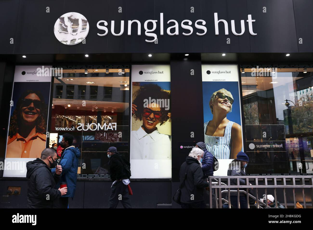 sunglass hut manhattan
