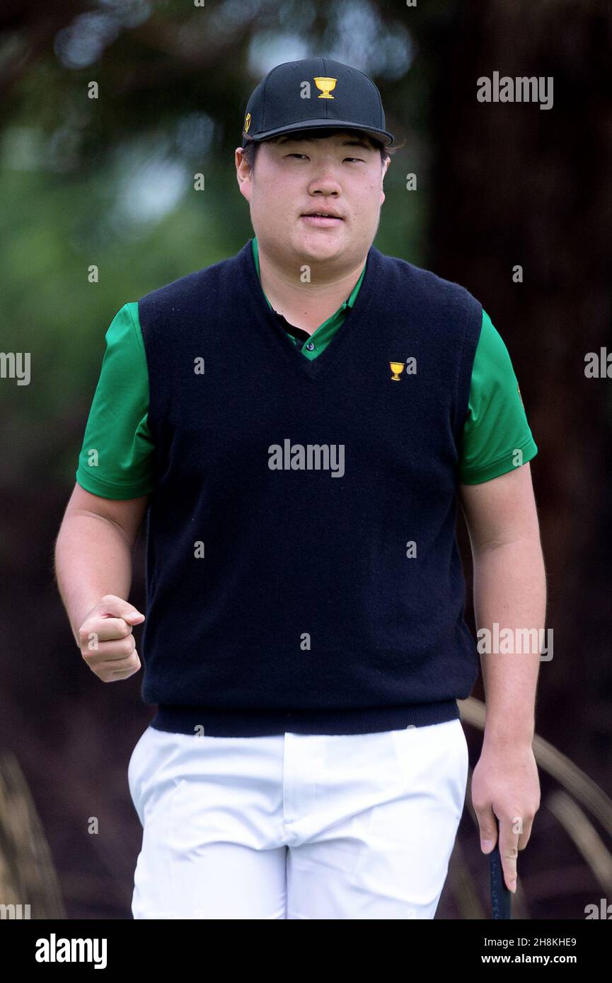 Sungjae Im of South Korea celebrates after putting during round 2 of The Presidents Cup Credit Speed Media/Alamy Live News Stock Photo