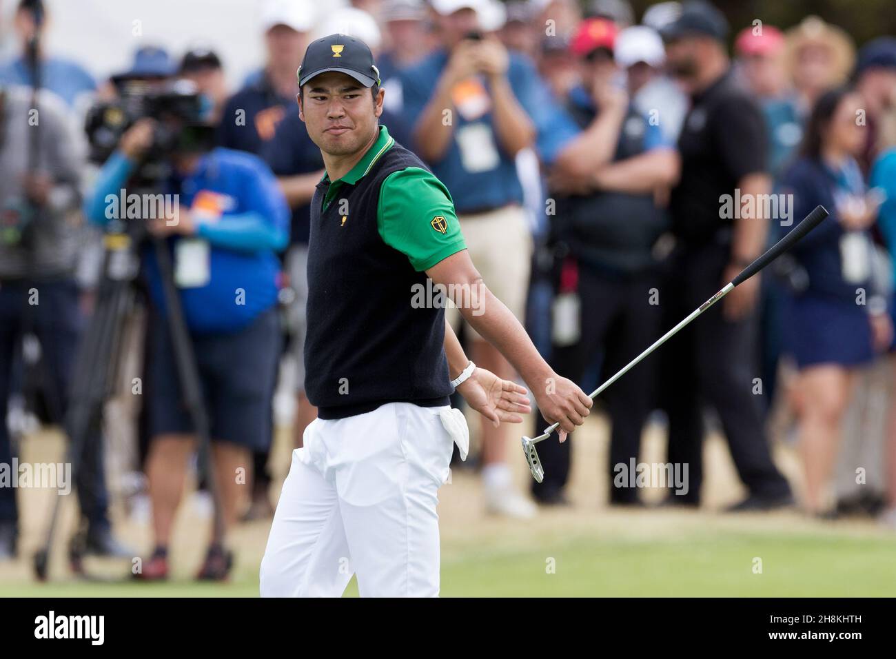 Hideki Matsuyama of Japan misses a putt during round 2 of The Presidents Cup Credit: Speed Media/Alamy Live News Stock Photo