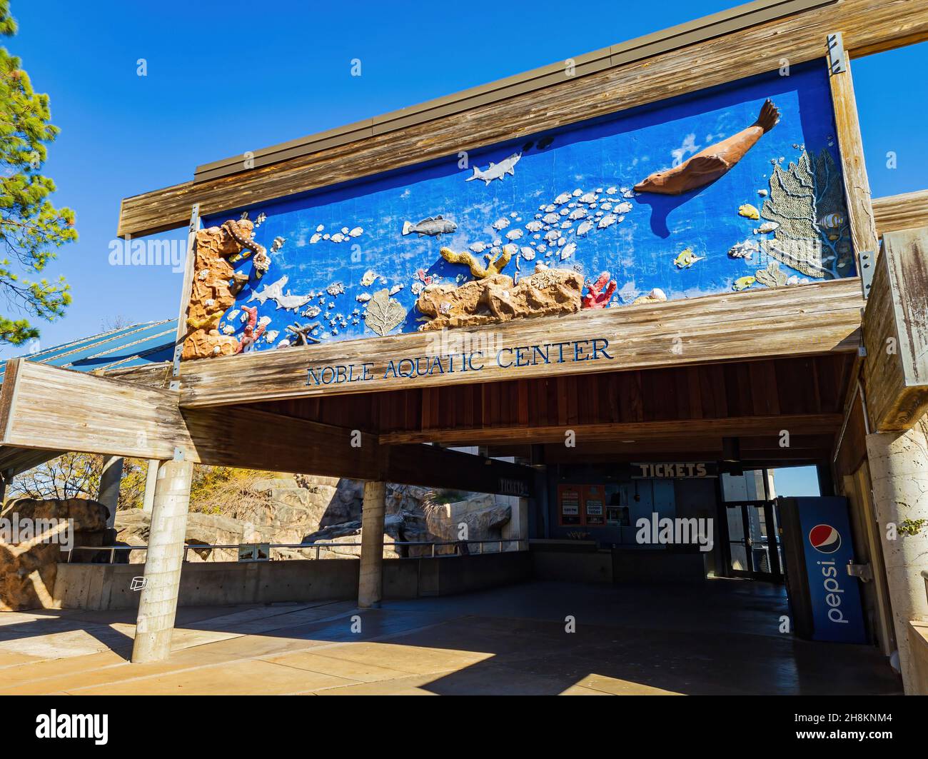 Oklahoma city zoo hi-res stock photography and images - Alamy