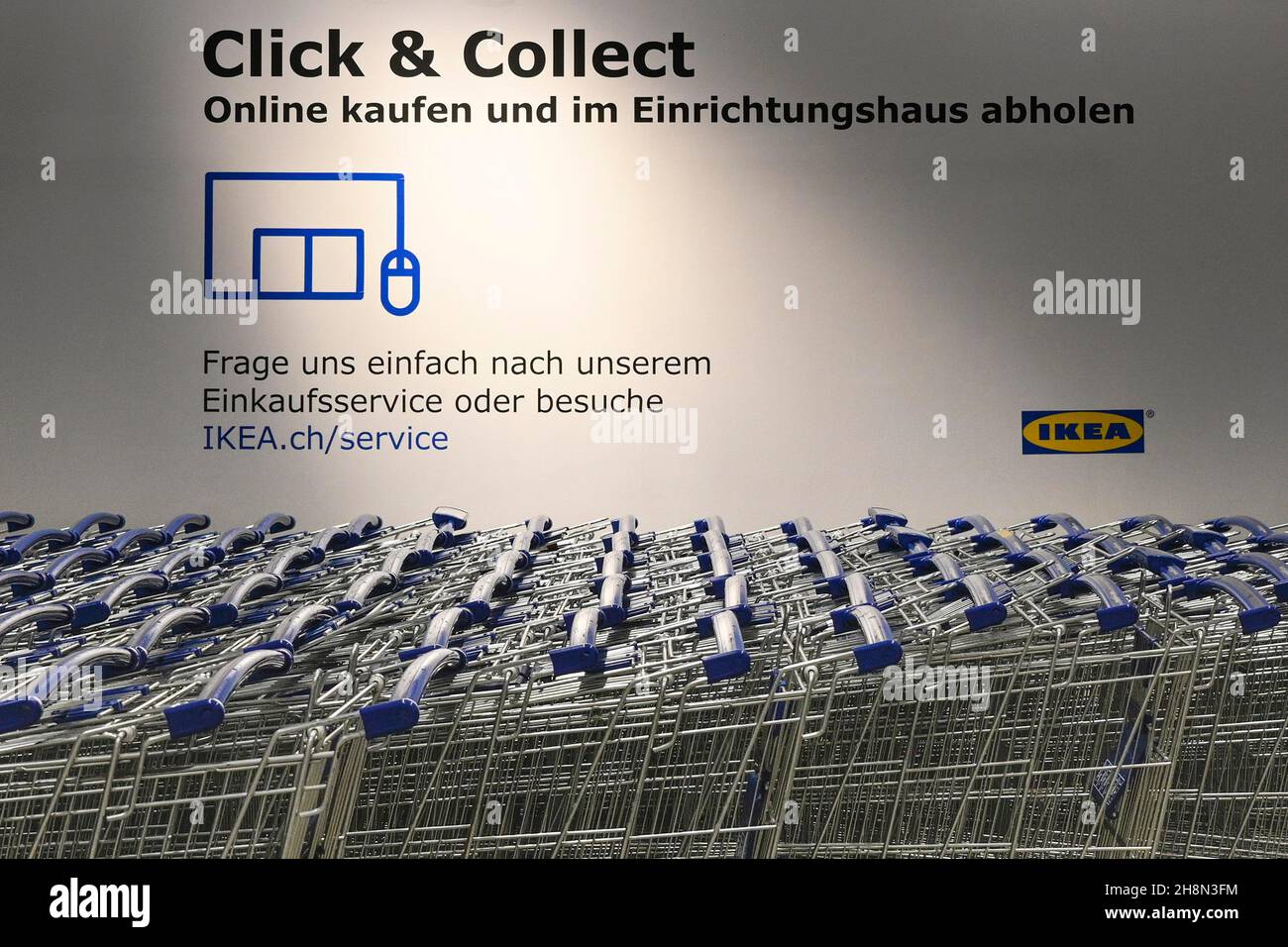 Ikea online shopping hi-res stock photography and images - Alamy