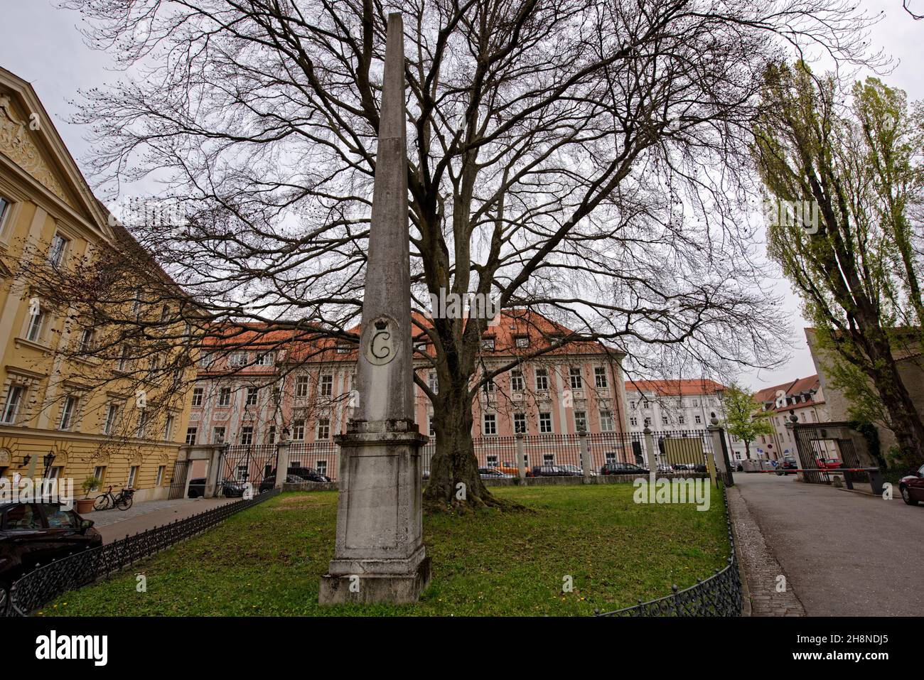 Benediktinerkloster.Fürstliches Schloss Thurn und Taxis in Regensburg,kreisfreie Stadt in Ostbayern. Stock Photo