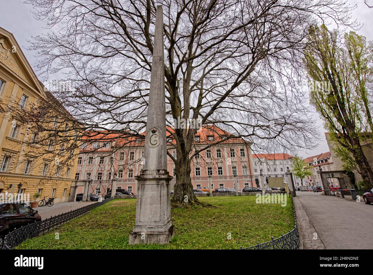 Benediktinerkloster.Fürstliches Schloss Thurn und Taxis in Regensburg,kreisfreie Stadt in Ostbayern. Stock Photo