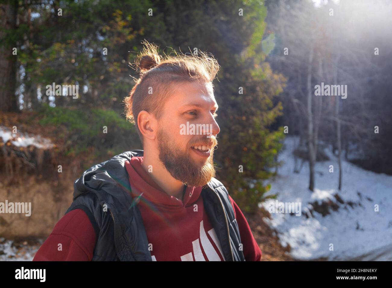 Outdoor portrait bearded man hi-res stock photography and images - Alamy