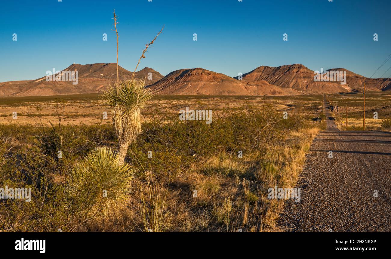 Sierra de Las Uvas, Magdalena Peak on left, FAA radar facility on top