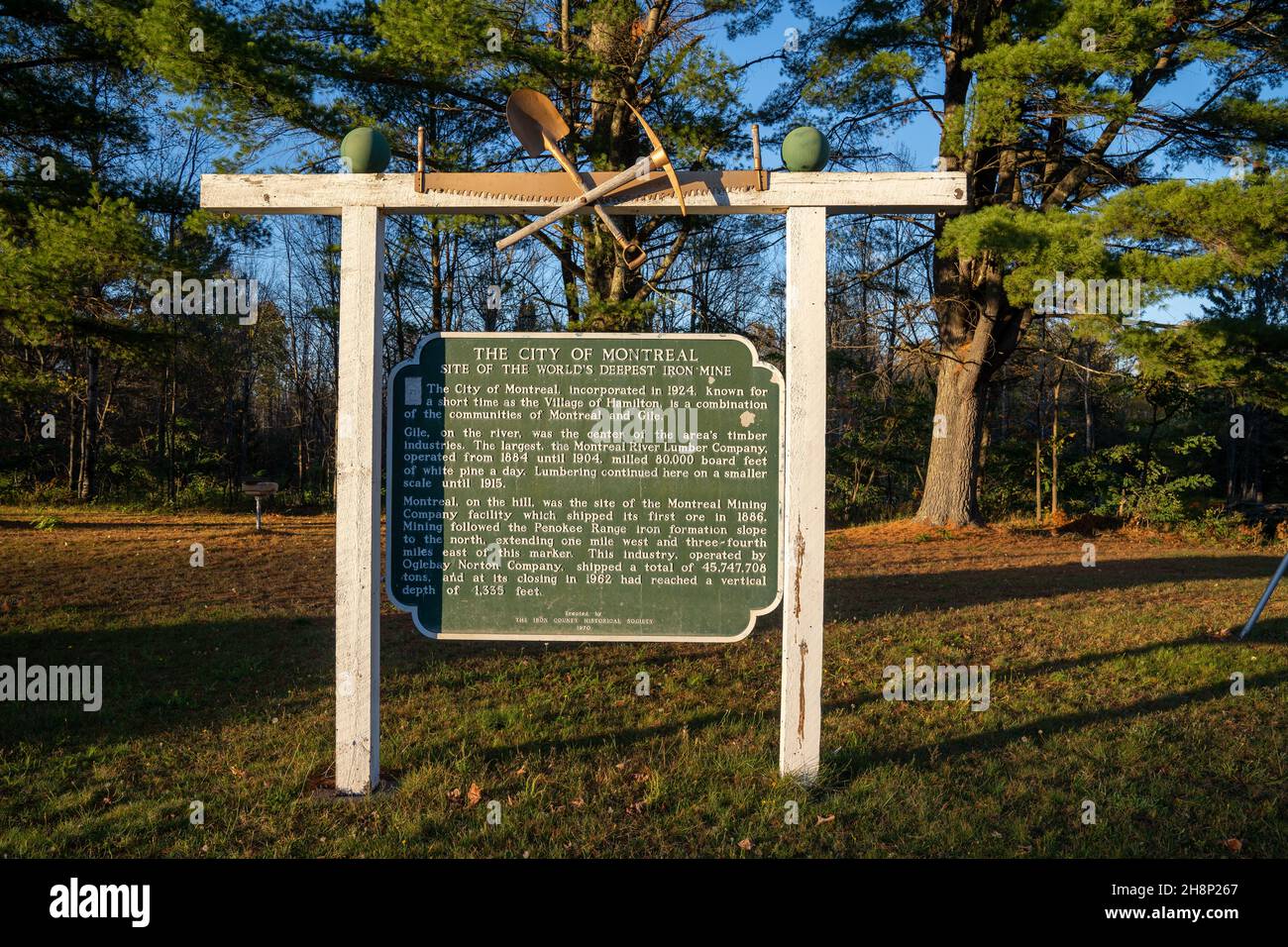 Worlds deepest iron mine hires stock photography and images Alamy