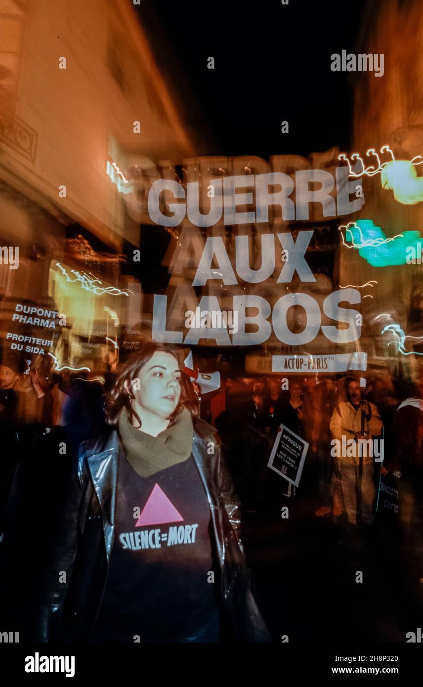 Paris, France - Act Up Action Against Sex Club the Sexodrome, in Pigalle,  to Protest Lack of Safe Sex Materials. 1990's LGBT Demonstration, Holding  Protest Signs in Front Stock Photo - Alamy