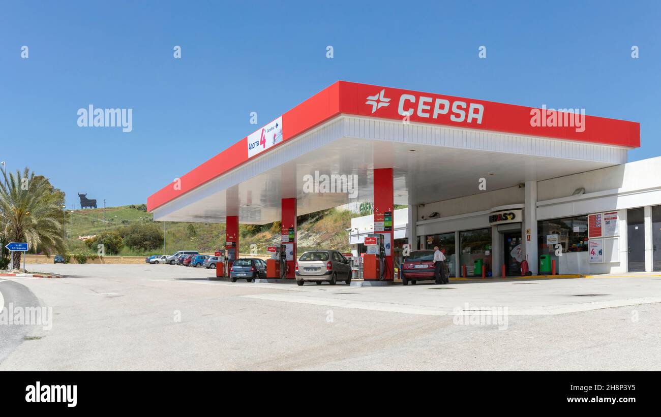 CEPSA petrol station in Malaga Province, Spain.  CEPSA stands for Compañía Española de Petróleos, S.A.U. (Spanish Petroleum Company) Stock Photo