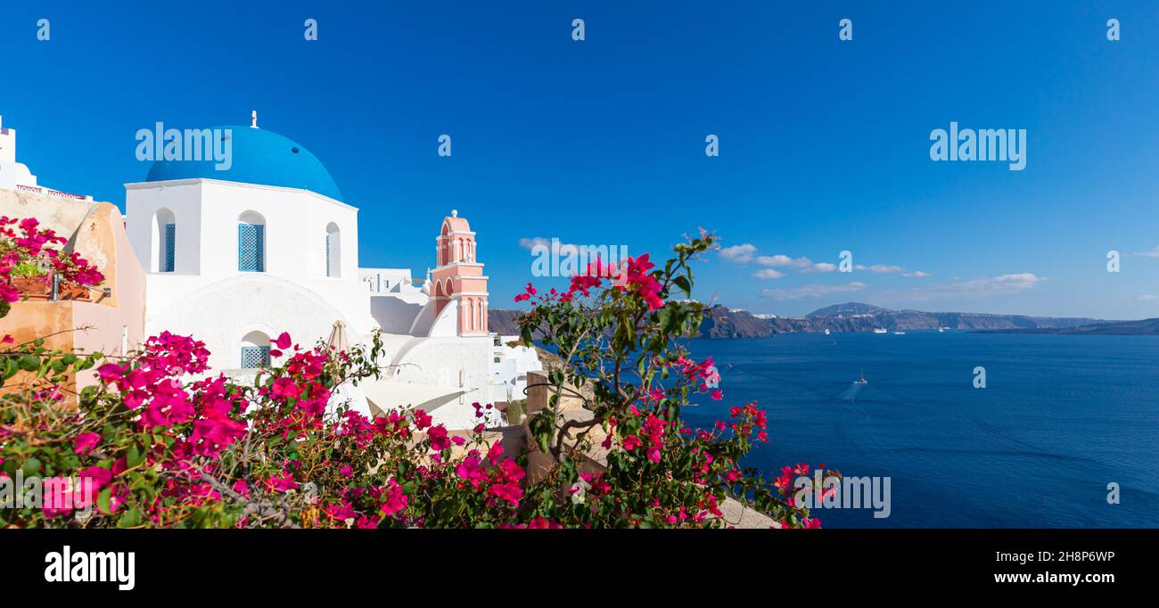 Stunning summer holiday destination. Luxury travel holiday in Santorini island, Greece. Amazing sea view caldera, white architecture famous Oia Stock Photo