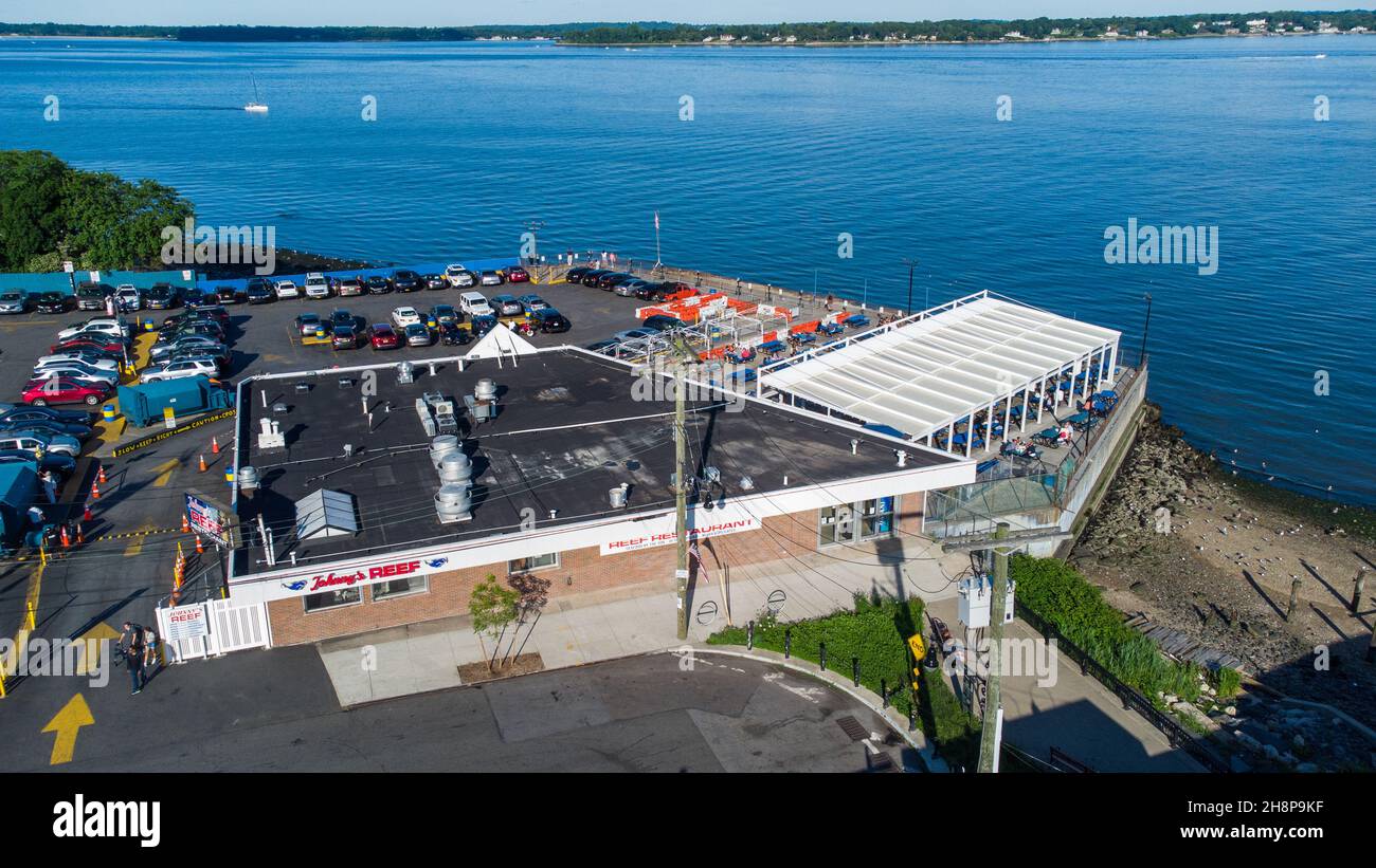 Johnny's Reef Seafood Restaurant, City Island, Bronx, New York City, NY, USA Stock Photo