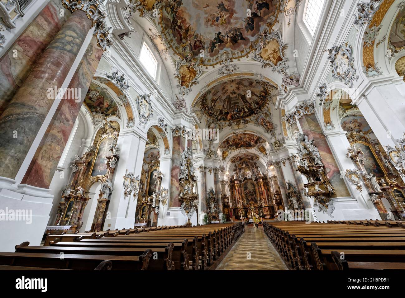 Benediktinerkloster.Fürstliches Schloss Thurn und Taxis in Regensburg,kreisfreie Stadt in Ostbayern. Stock Photo