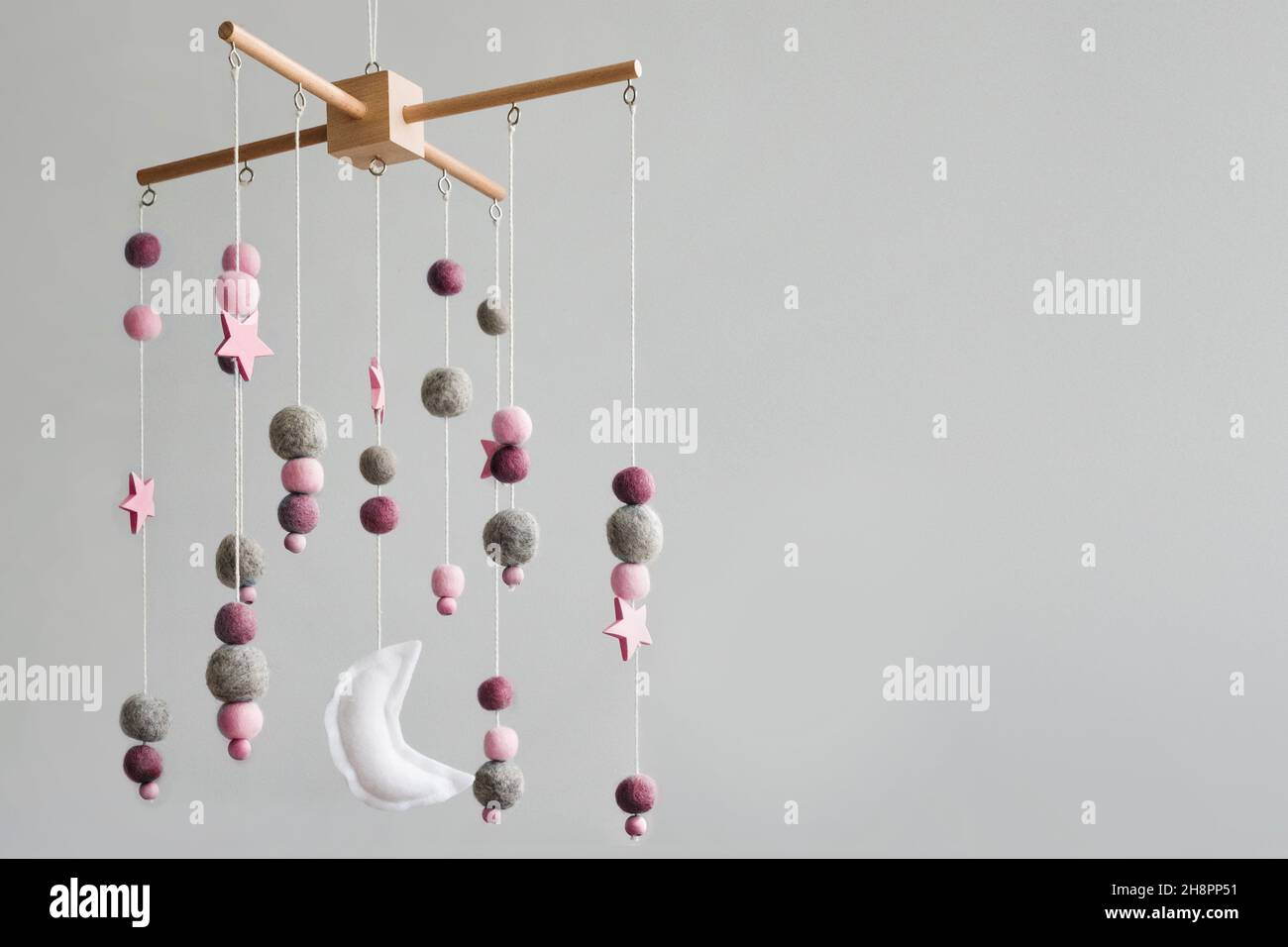 Baby crib mobile hi-res stock photography and images - Alamy Baby crib mobile hi-res stock photography and images - Alamy