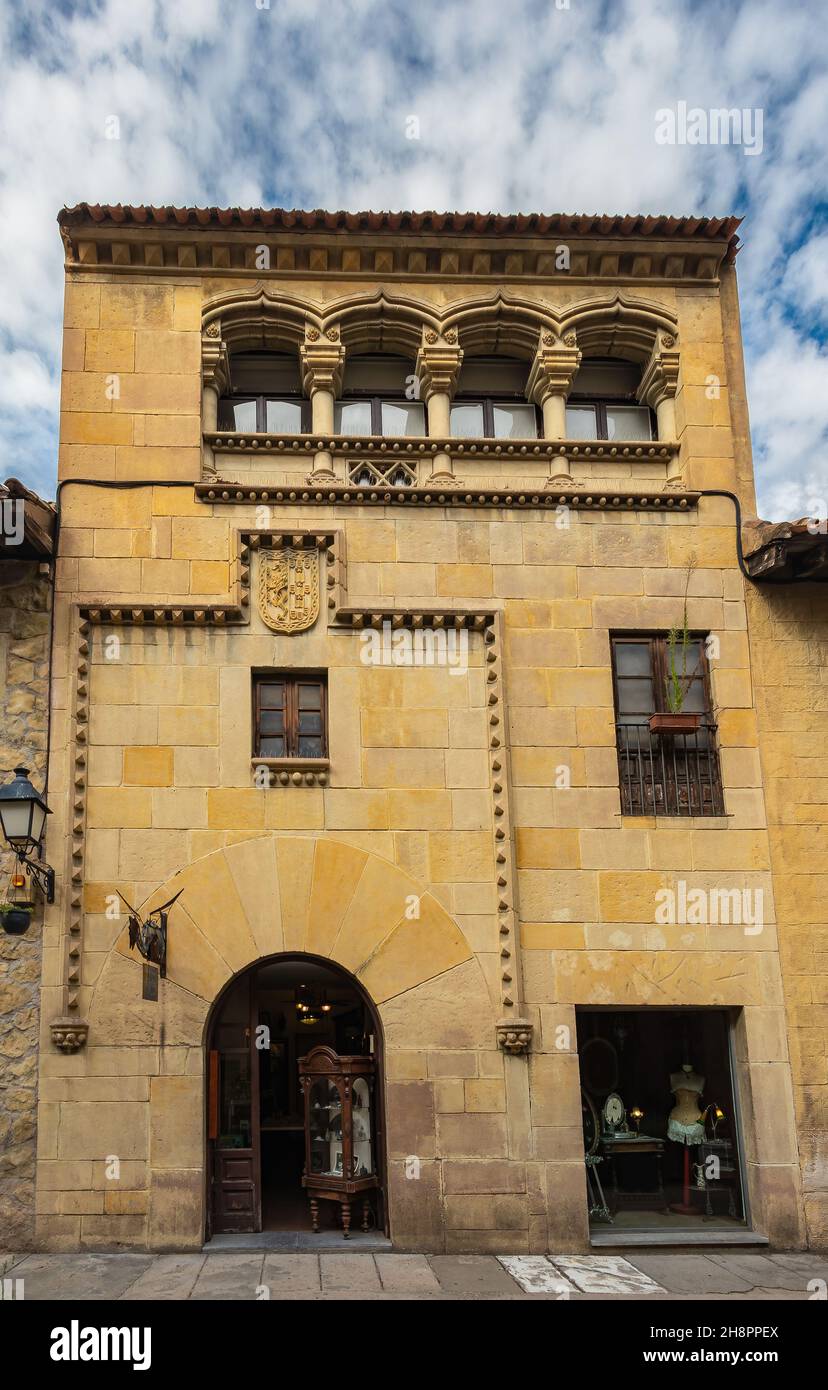 Gothic style house from the 15th century, Tapia family coat of arms in Segovia, Castilla León, in Poble Espanyol, Spanish Village in Barcelona, Catalo Stock Photo