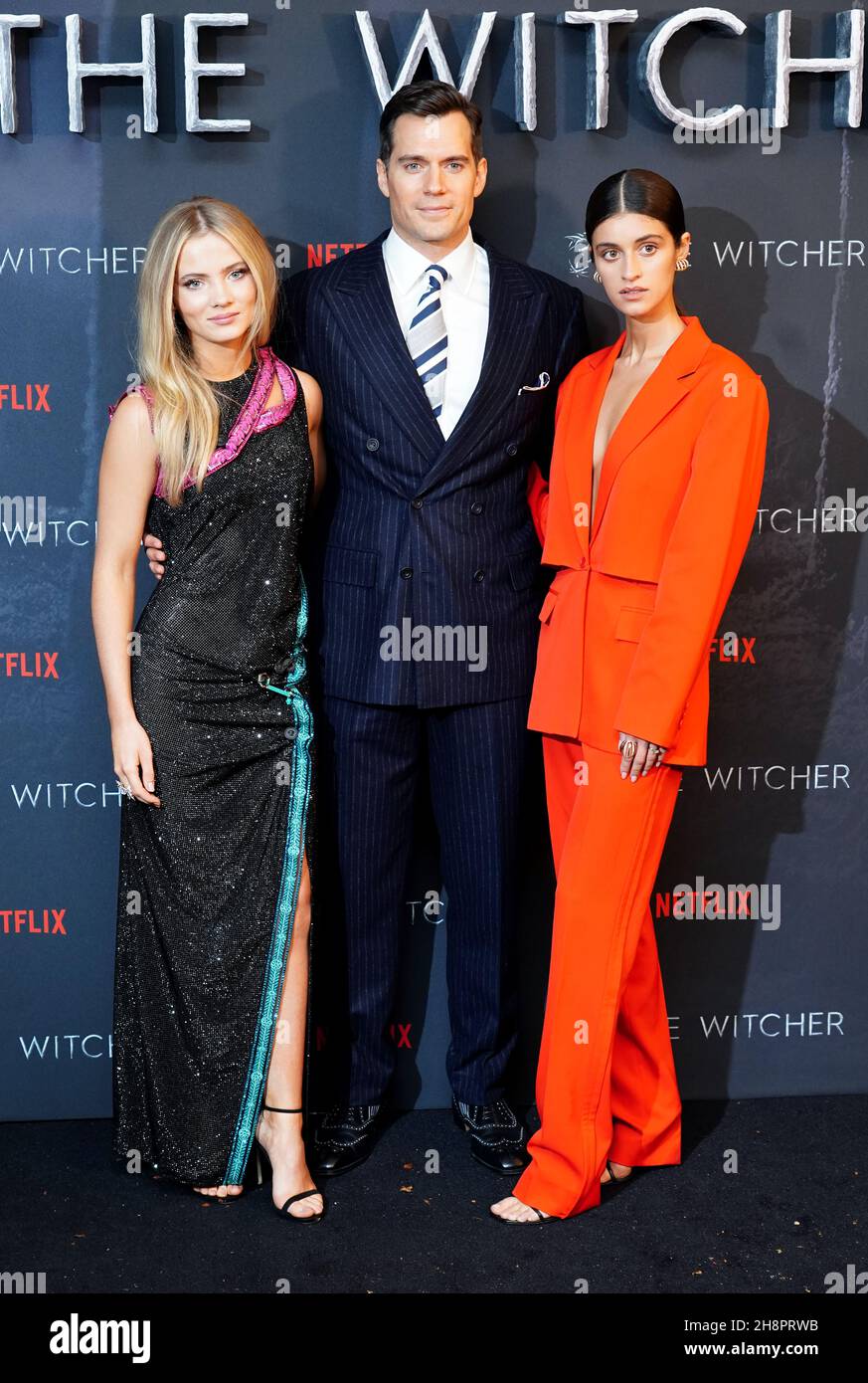 File:Freya Allan, Henry Cavill & Anya Chalotra (48418066562).jpg