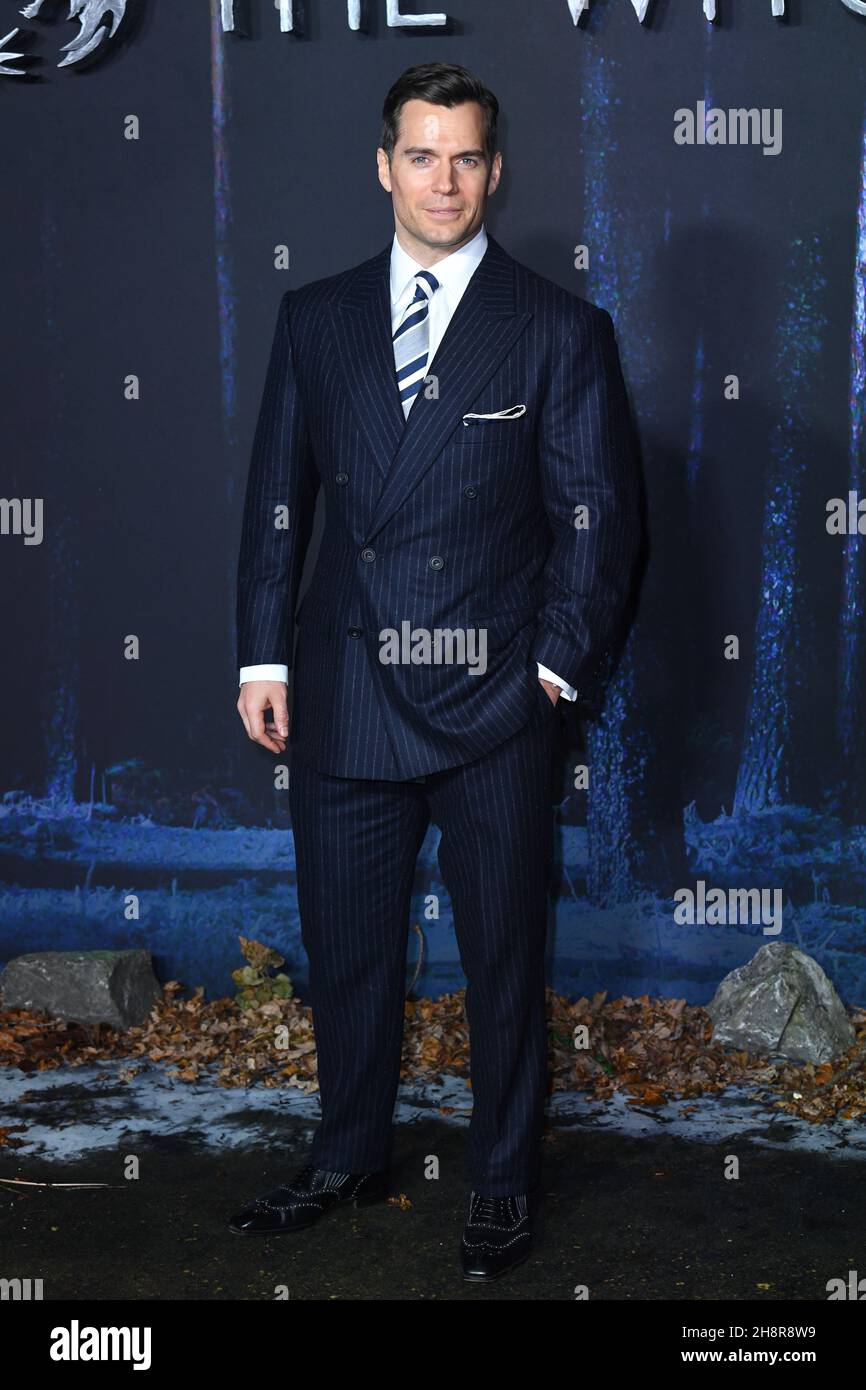 London, UK. December 1st, 2021. London, UK. Henry Cavill arriving at the World Premiere of The Witcher, Season 2, Odeon Luxe Leicester Square, London. Credit: Doug Peters/EMPICS/Alamy  Live News Stock Photo