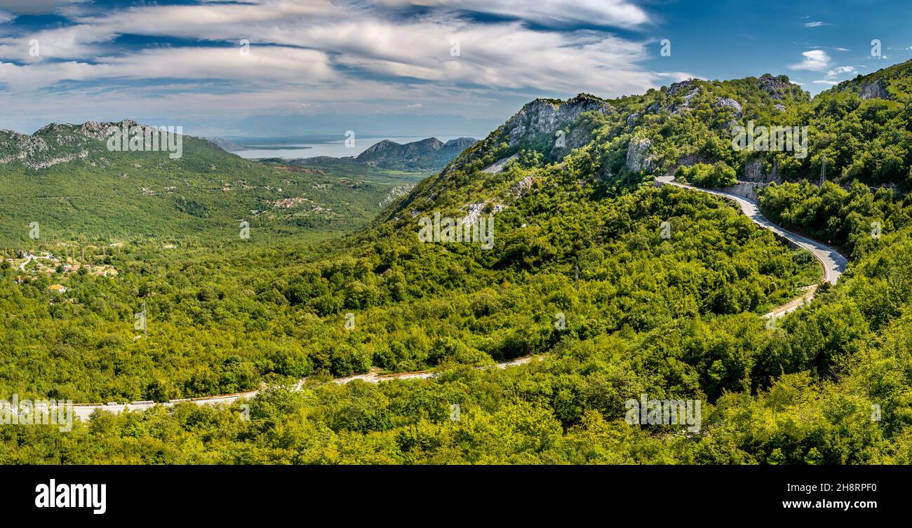 Summer blue skies landscapes hi-res stock photography and images - Alamy