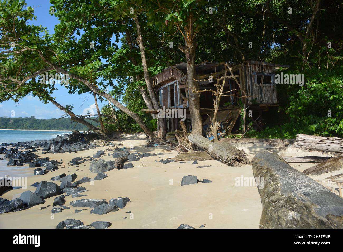 Libreville gabon beach hi-res stock photography and images - Alamy