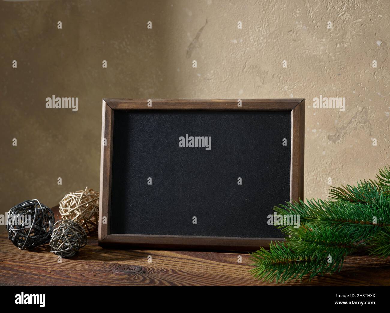Blackboard christmas decorations hi-res stock photography and images - Alamy