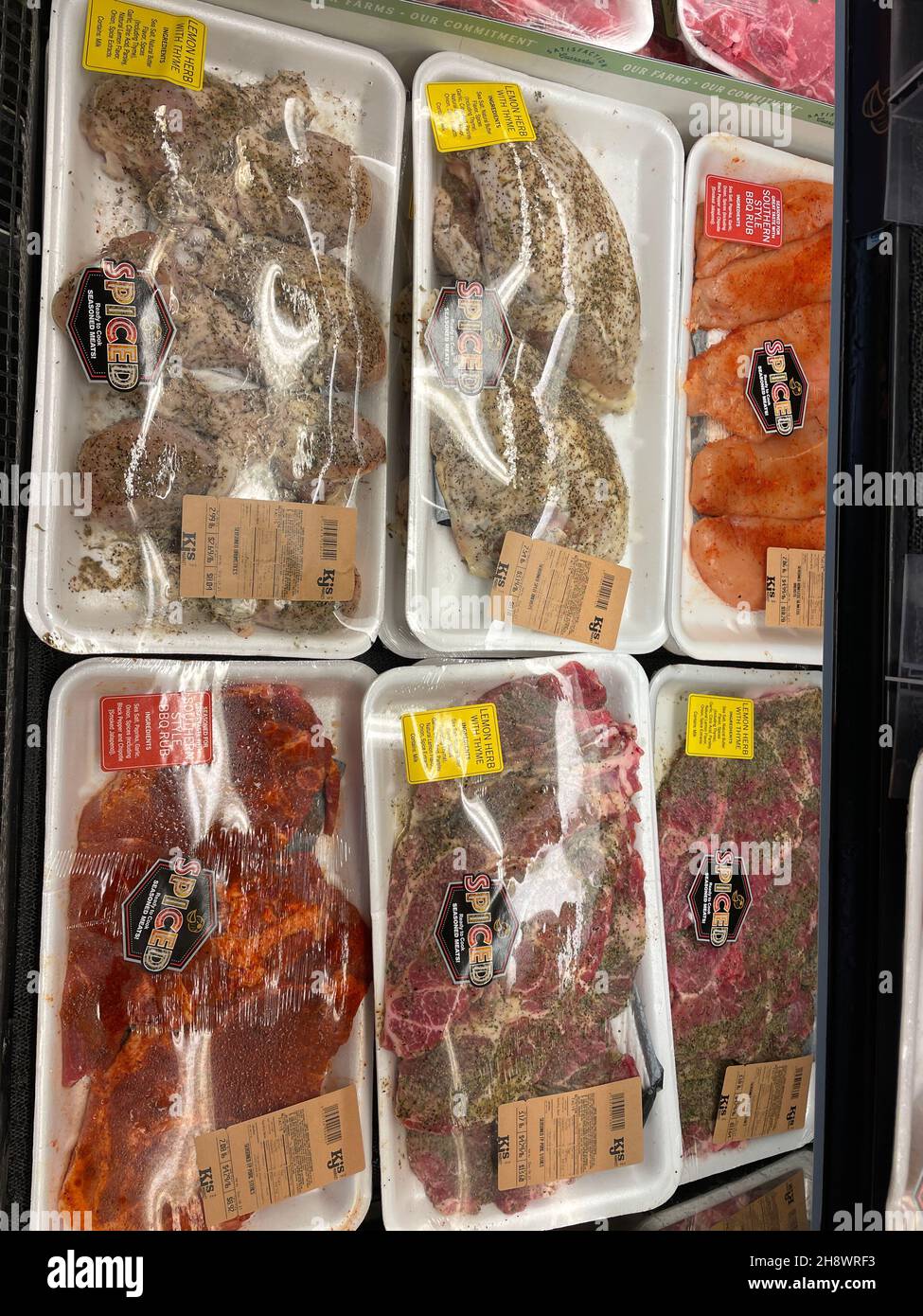 Hephzibah, Ga USA 12 02 21 KJs retail grocery store interior Stock