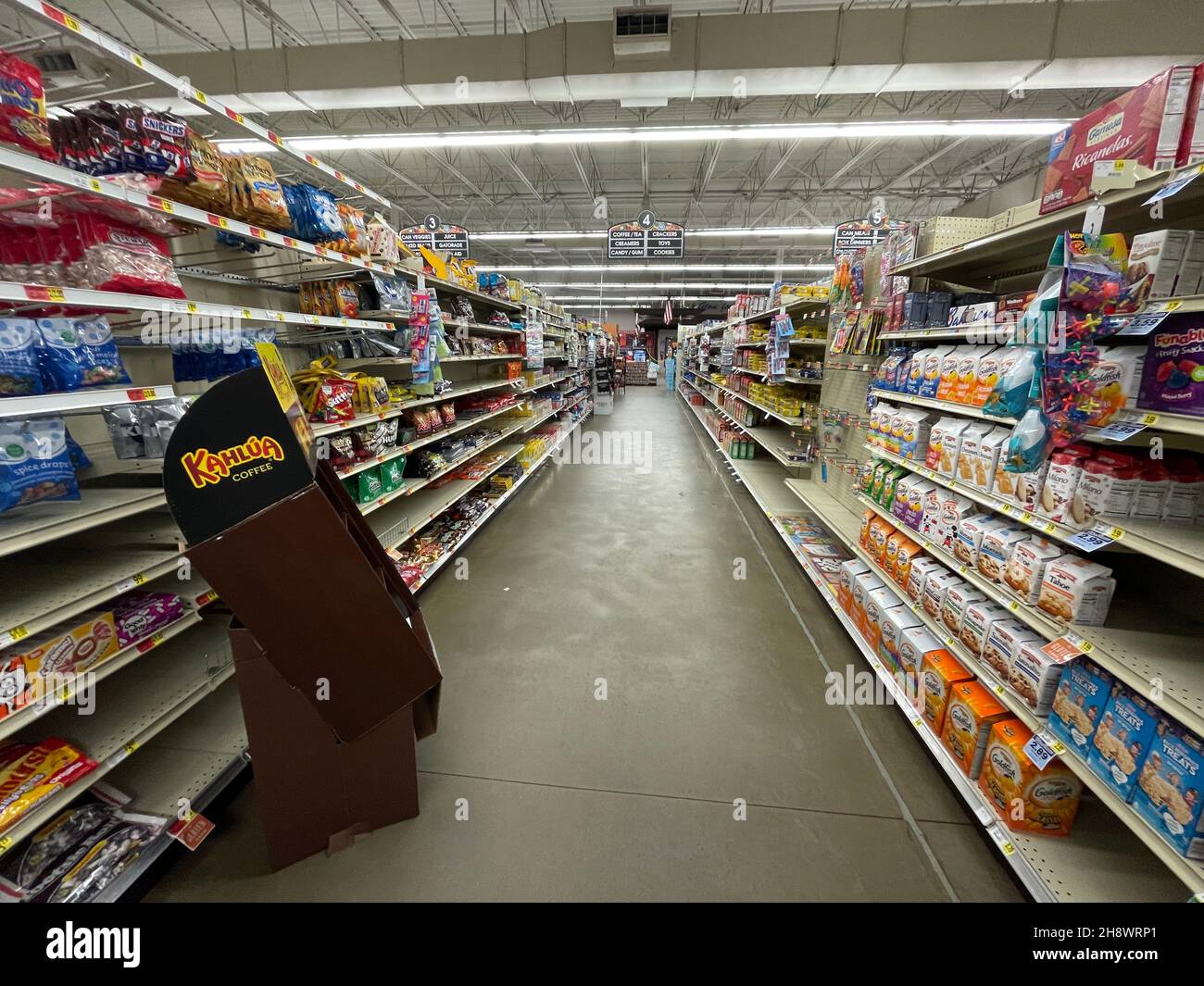 Hephzibah, Ga USA 12 02 21 KJs retail grocery store interior Stock