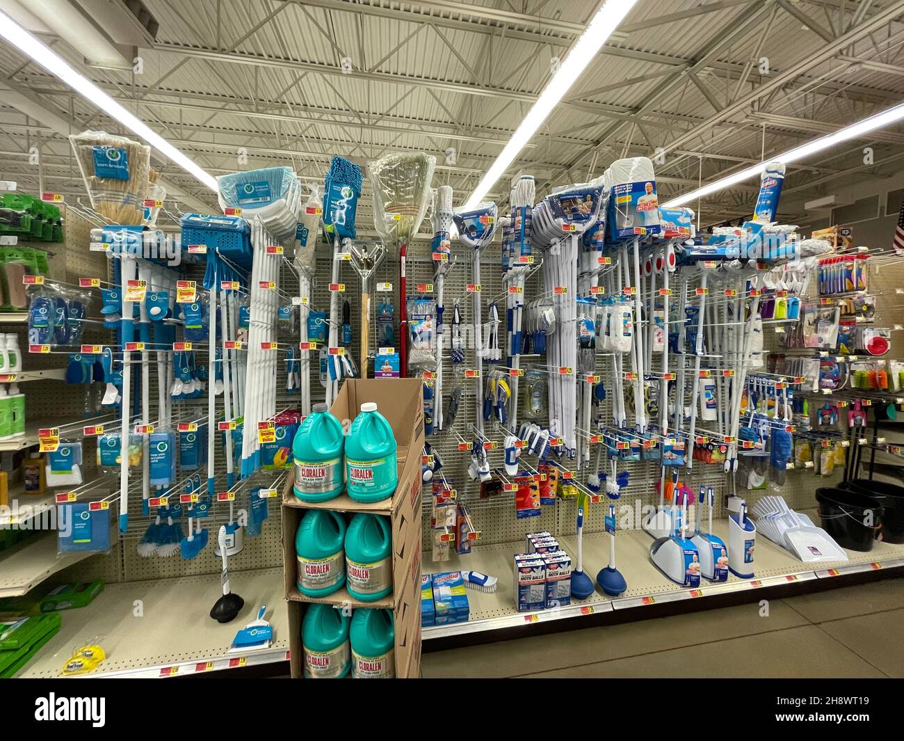 Hephzibah, Ga USA 12 02 21 KJs retail grocery store interior Stock