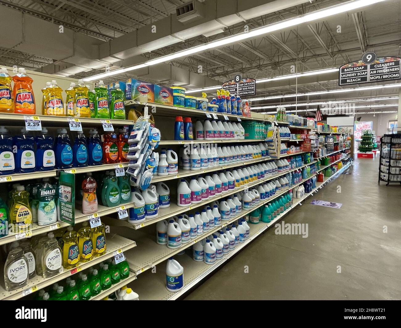 Hephzibah, Ga USA 12 02 21 KJs retail grocery store interior Stock