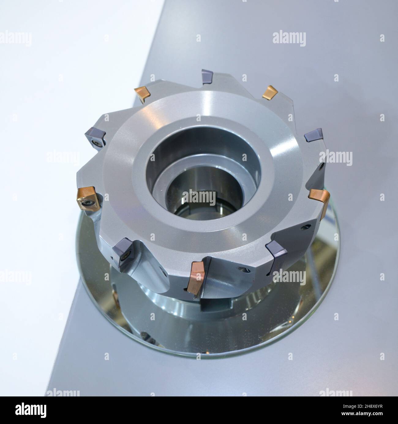 Helical insert hi-res stock photography and images - Alamy