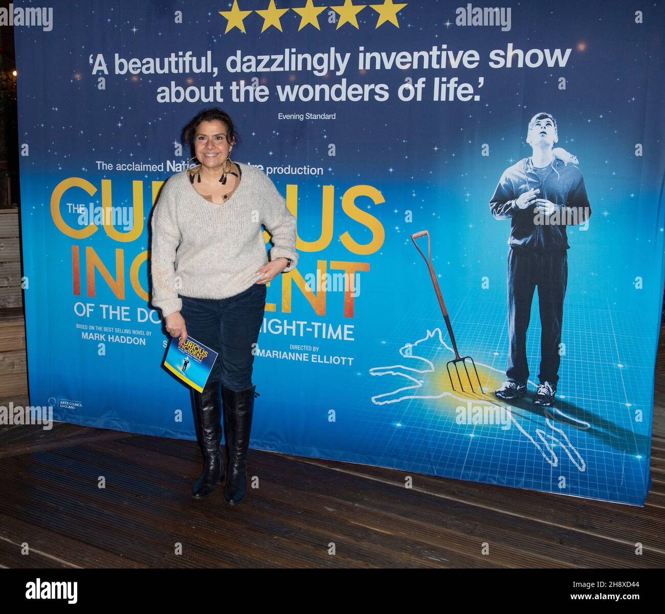 London, UK. 01st Dec, 2021. Nina Wadia attends the Opening Performance of The Curious Incident of the Dog in the Night-Time at Wembley Park Theatre in London. (Photo by Gary Mitchell/SOPA Images/Sipa USA) Credit: Sipa USA/Alamy Live News Stock Photo