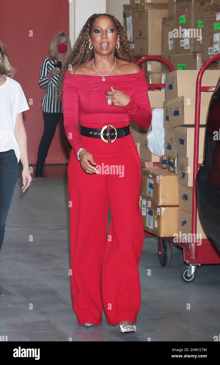 New York, NY, USA. 2nd Dec, 2021. Holly Robinson Peete seen at Live