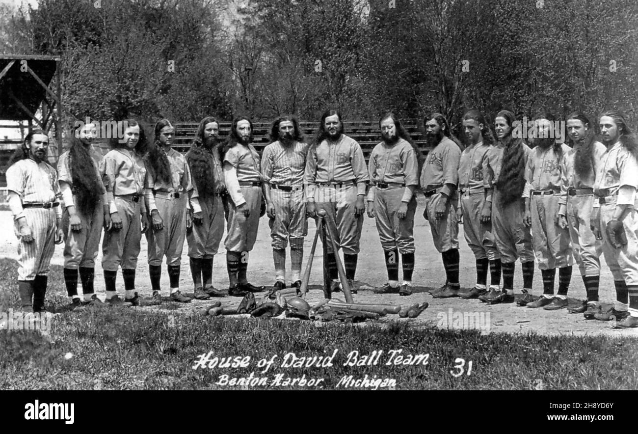 Souvenir postcard depicting the House of David baseball team from Benton Harbor, Michigan in 1931 Stock Photo