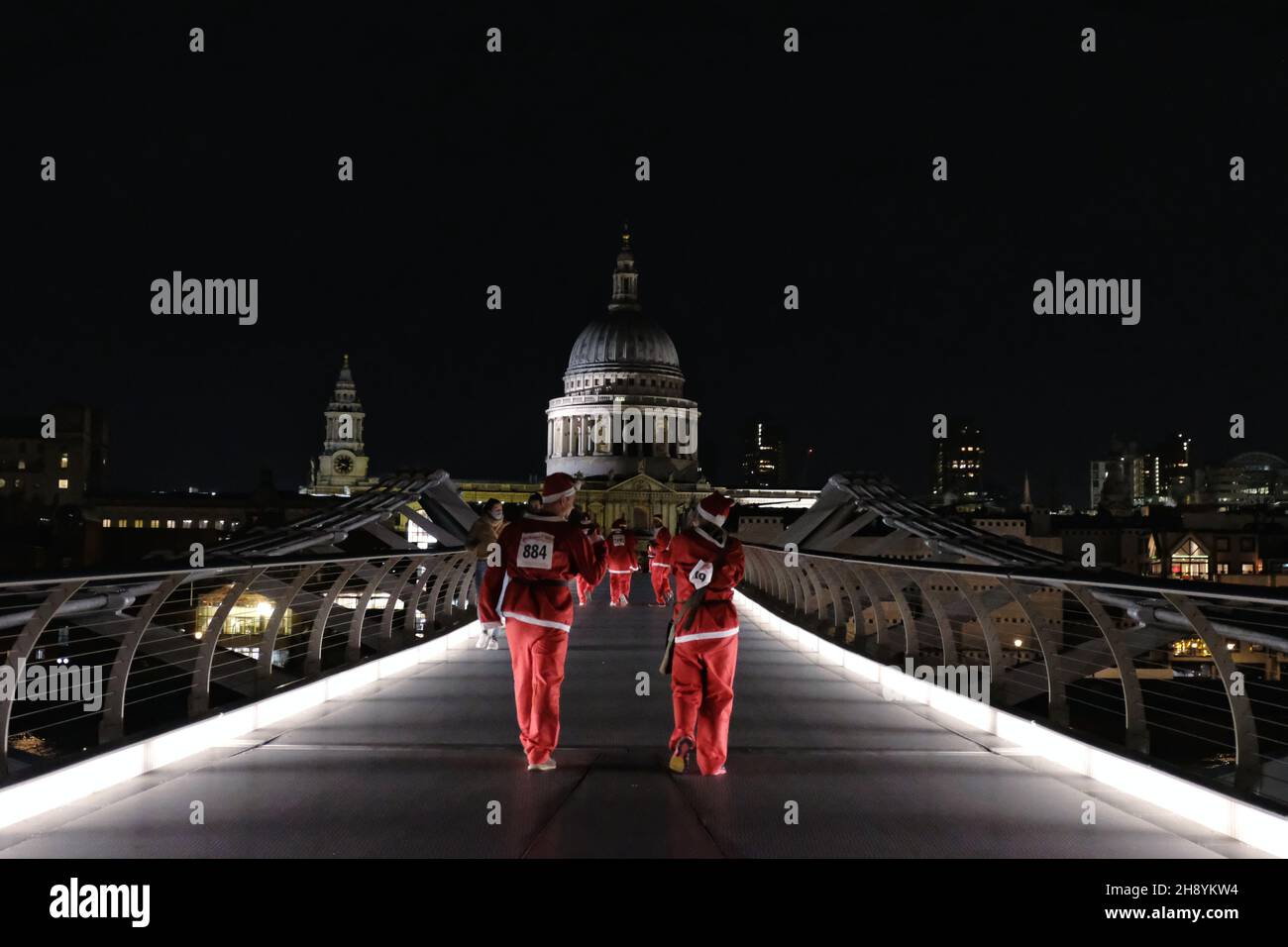 Santa Using A Walker London, UK, 2nd Dec, 2021, Hundreds of walkers, wheelchair users and ...