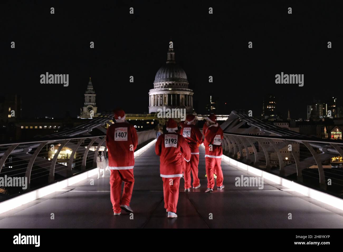 Santa Using A Walker London, UK, 2nd Dec, 2021, Hundreds of walkers, wheelchair users and ...