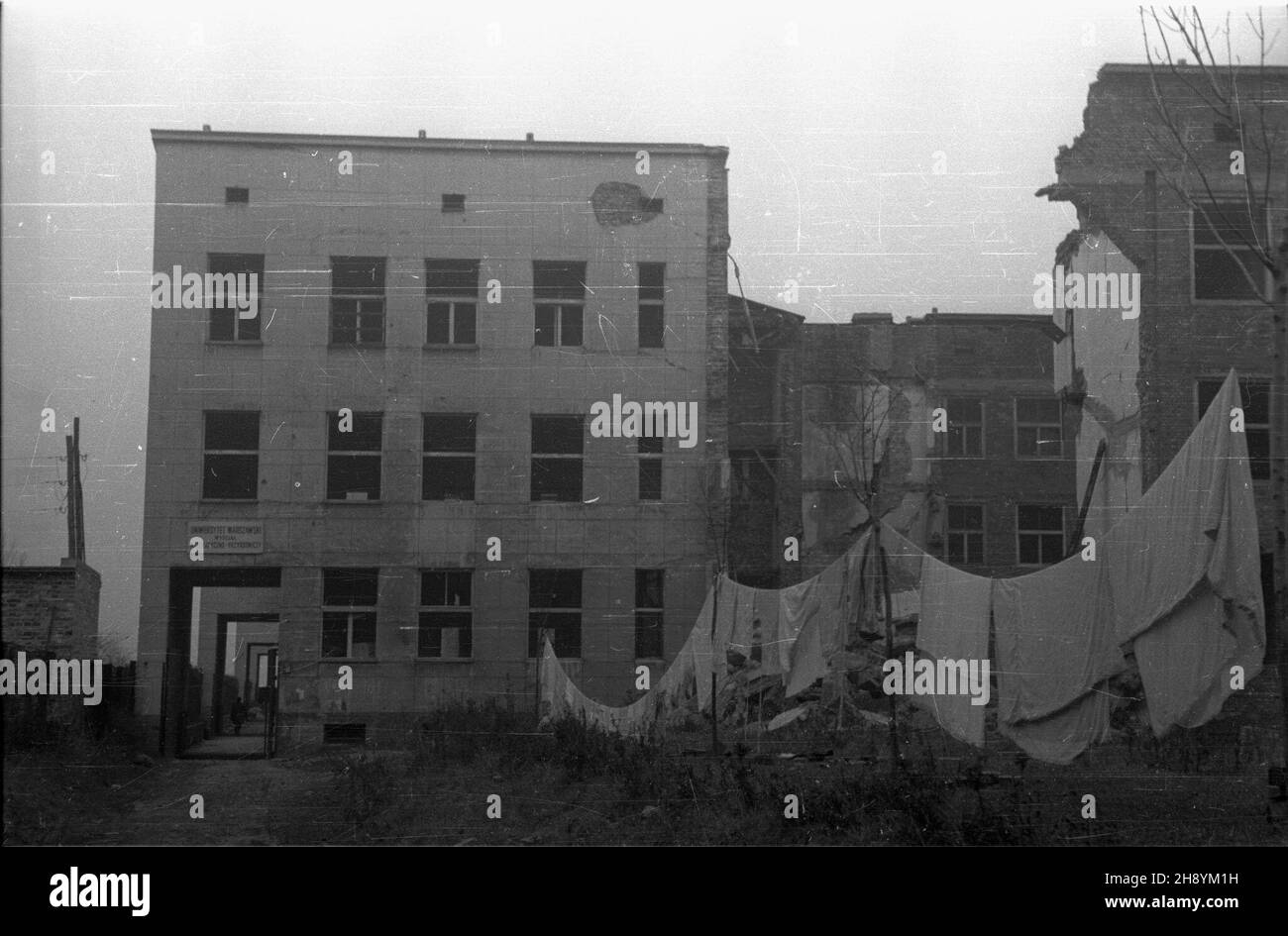 Ww2 field hospital hi-res stock photography and images - Alamy