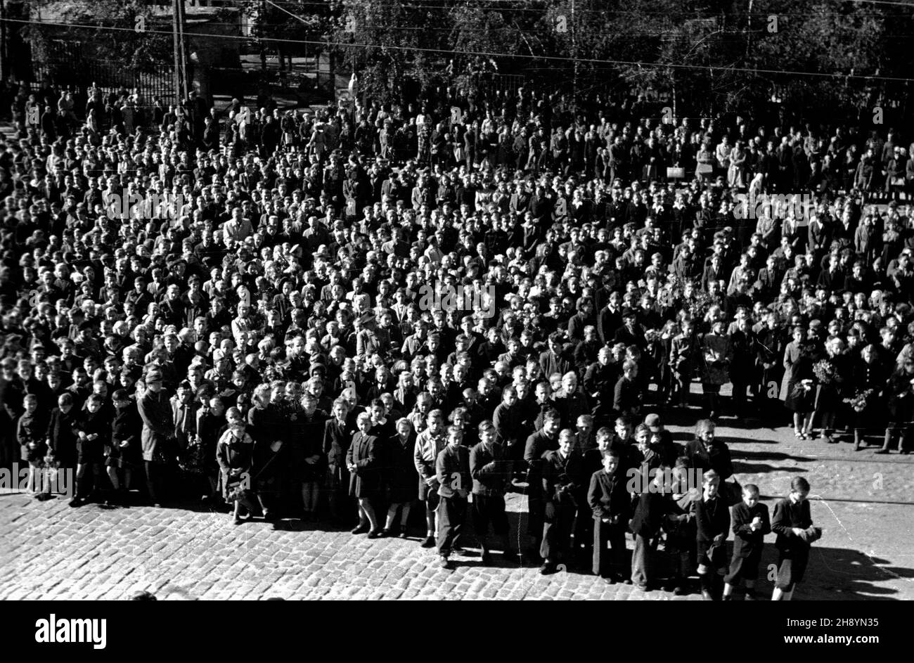 Public execution warsaw hires stock photography and images Alamy